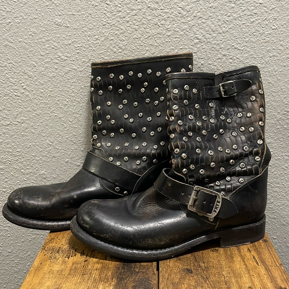 Frye Jenna Studded Distressed Black Leather Short Boot, size 7